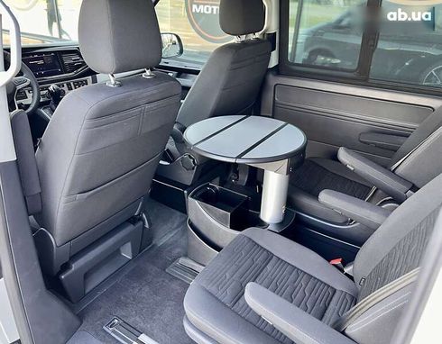 Volkswagen Multivan 2020 - фото 27
