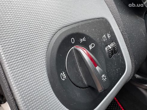 SEAT Ibiza 2013 белый - фото 28