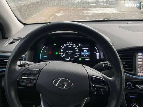 Hyundai Ioniq 2016 - фото 12