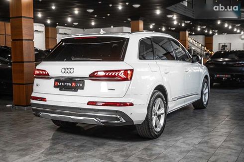 Audi Q7 2022 - фото 7