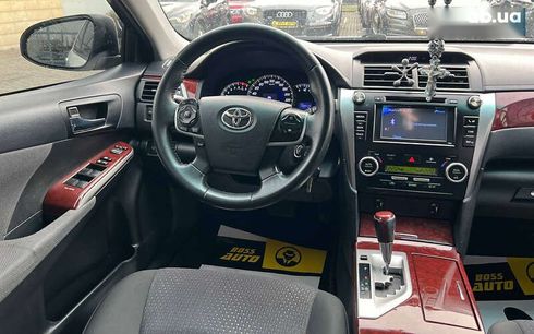 Toyota Camry 2012 - фото 13