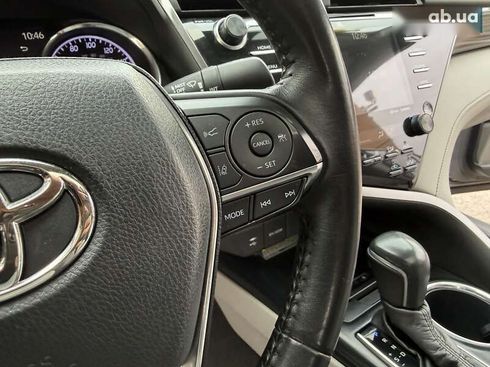 Toyota Camry 2019 - фото 27