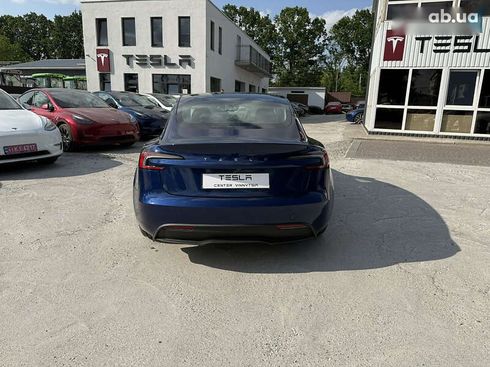 Tesla Model 3 2024 - фото 10