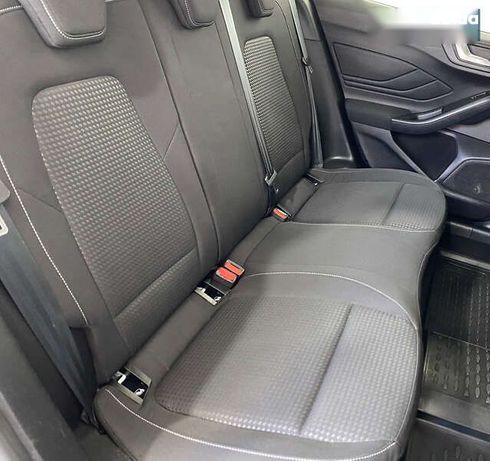 Ford Focus 2020 - фото 24
