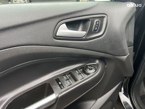 Ford Escape 2018 черный - фото 14