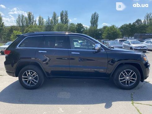 Jeep Grand Cherokee 2017 - фото 6