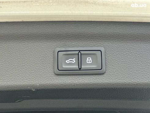 Audi Q3 2021 белый - фото 17
