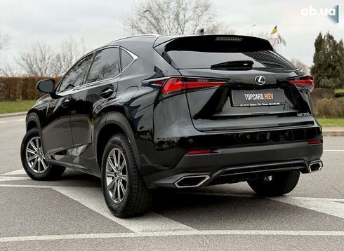 Lexus NX 2018 - фото 12