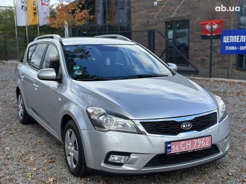 Kia Cee'd 2011 - фото 2