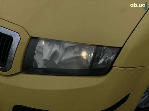 Skoda Fabia 2004 - фото 4