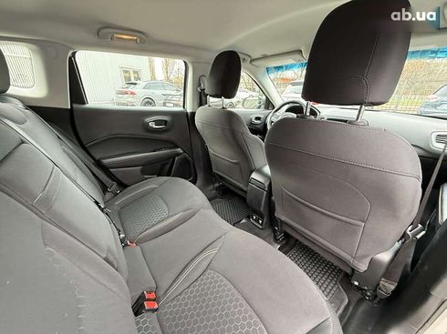 Jeep Compass 2018 - фото 29