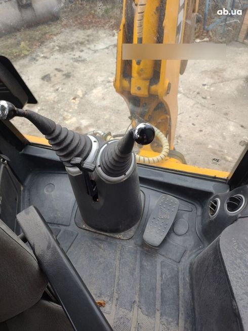 JCB 3 CX 2005 - фото 6