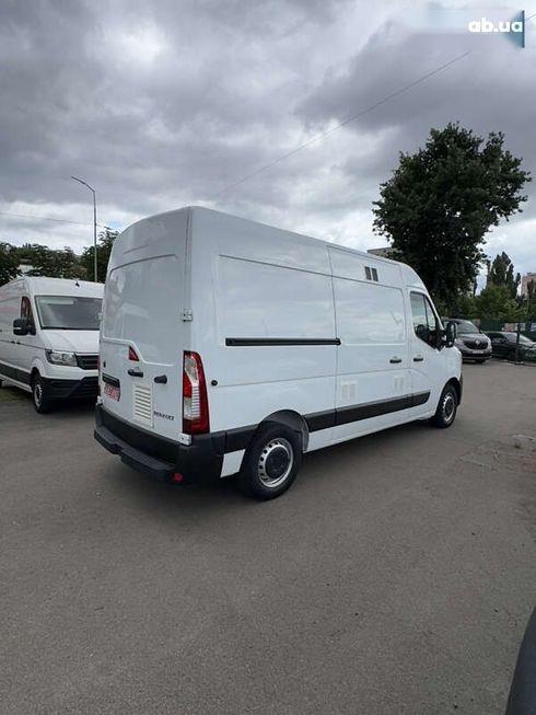Renault Master 2021 - фото 12