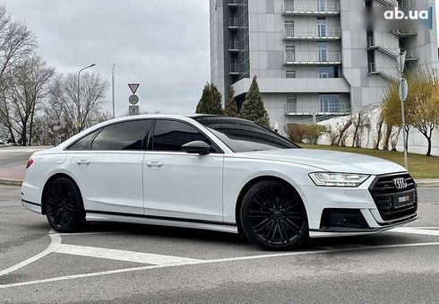 Audi A8 2018 - фото 17