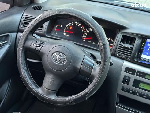 Toyota Corolla 2006 серый - фото 18