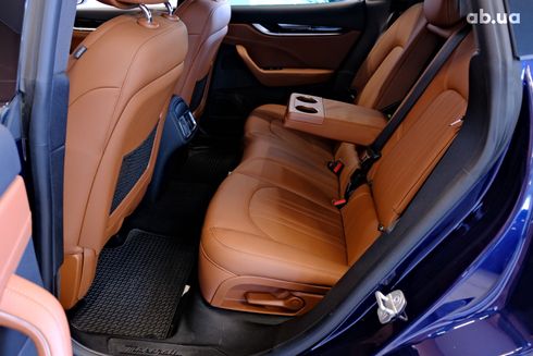 Maserati Levante 2018 синий - фото 8
