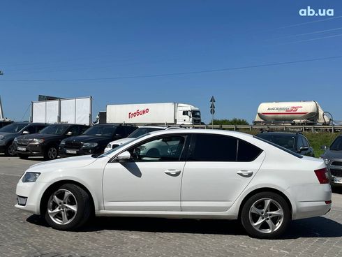Skoda Octavia 2015 белый - фото 30
