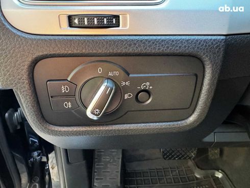Volkswagen Touareg 2017 синий - фото 48
