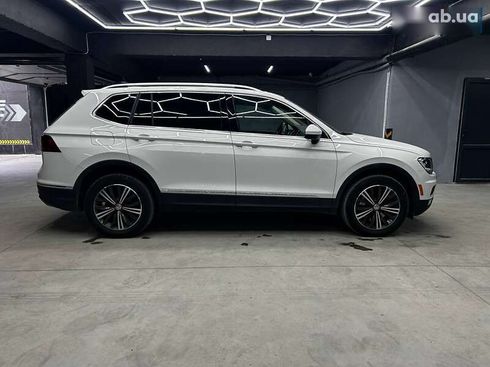 Volkswagen Tiguan 2018 - фото 8