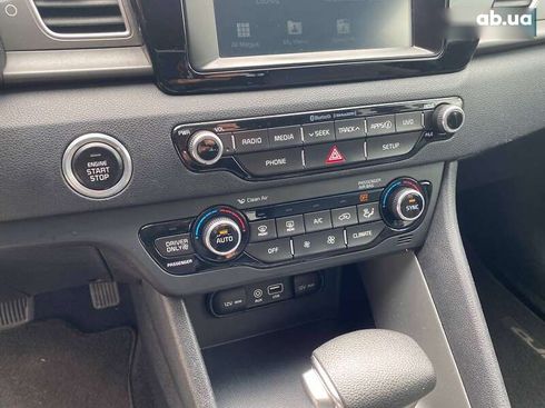 Kia Niro 2018 - фото 15