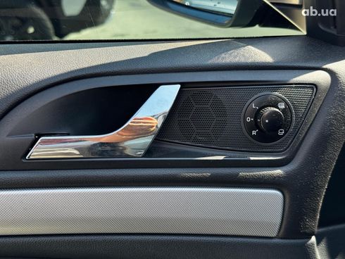 Skoda Octavia 2009 бежевый - фото 9