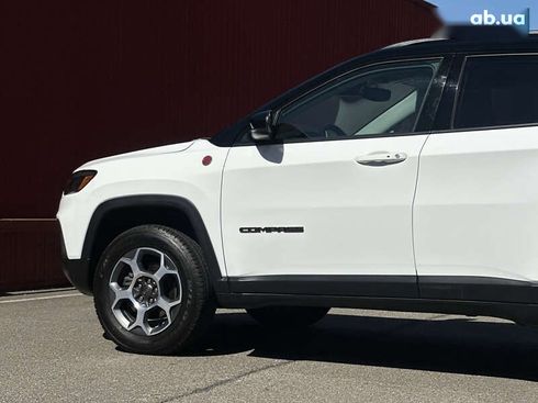Jeep Compass 2022 - фото 17
