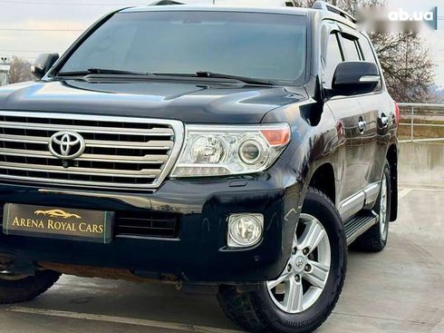 Toyota Land Cruiser 2013 - фото 5