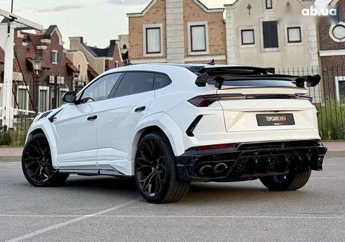 Lamborghini Urus 2022 - фото 17