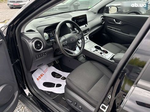 Hyundai Kona Electric 2021 - фото 16