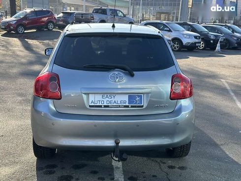 Toyota Auris 2008 - фото 6