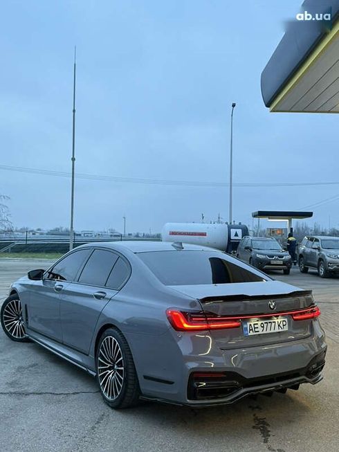 BMW 7 серия 2020 - фото 7