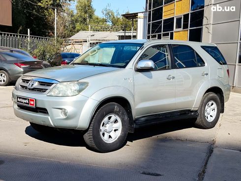 Toyota Fortuner 2006 серый - фото 3