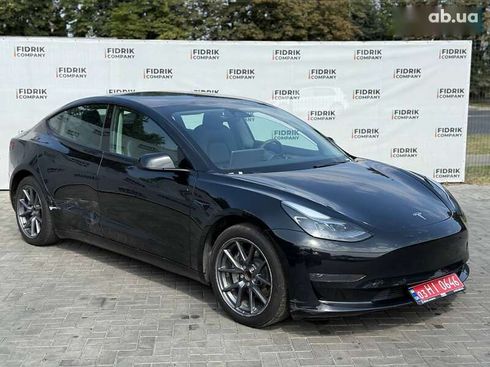 Tesla Model 3 2022 - фото 4
