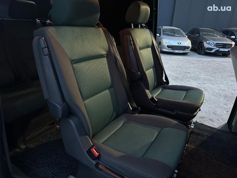 Volkswagen T5 (Transporter) 2011 зеленый - фото 17