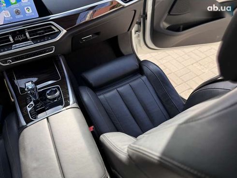 BMW X5 2021 - фото 29