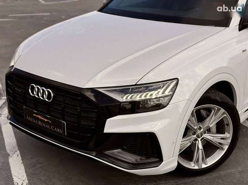 Audi Q8 2020 - фото 8