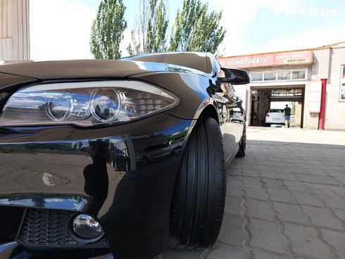 BMW 5 серия 2013 черный - фото 22