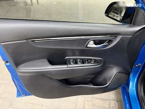 Kia Rio 2018 - фото 17