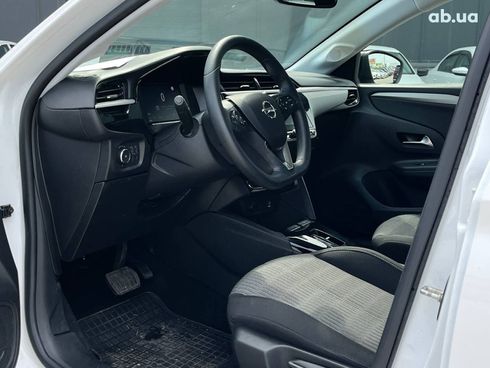Opel Corsa 2022 белый - фото 9