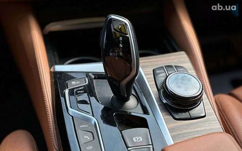 BMW 5 серия 2017 - фото 17