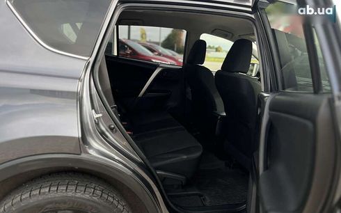 Toyota RAV4 2018 - фото 14