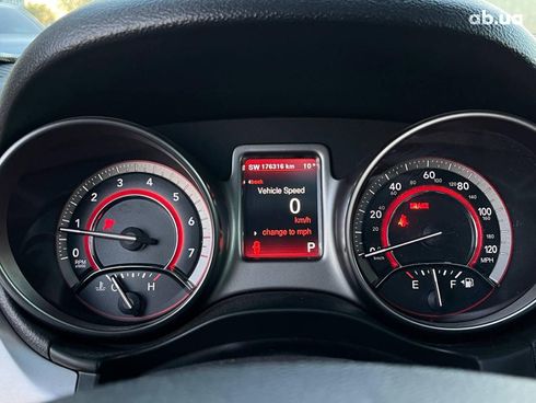 Dodge Journey 2016 серый - фото 23