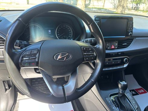Hyundai i30 2017 белый - фото 24