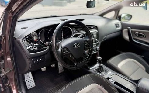 Kia Cee'd 2012 - фото 9