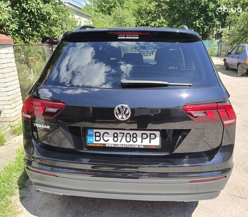 Volkswagen Tiguan 2018 черный - фото 17