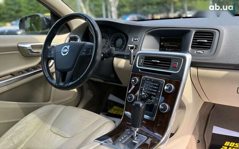 Volvo S60 2011 - фото 10