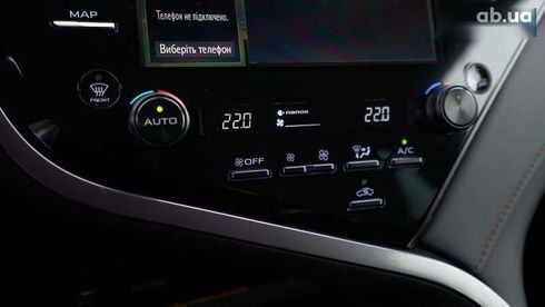 Toyota Camry 2019 - фото 28