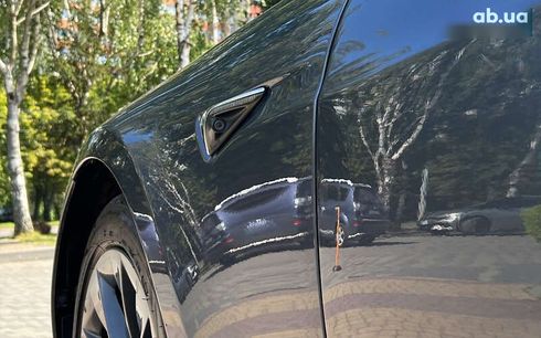 Tesla Model S 2019 - фото 25