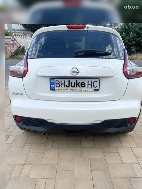 Nissan Juke 2016 белый - фото 3