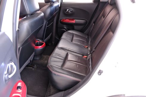 Nissan Juke 2014 белый - фото 8